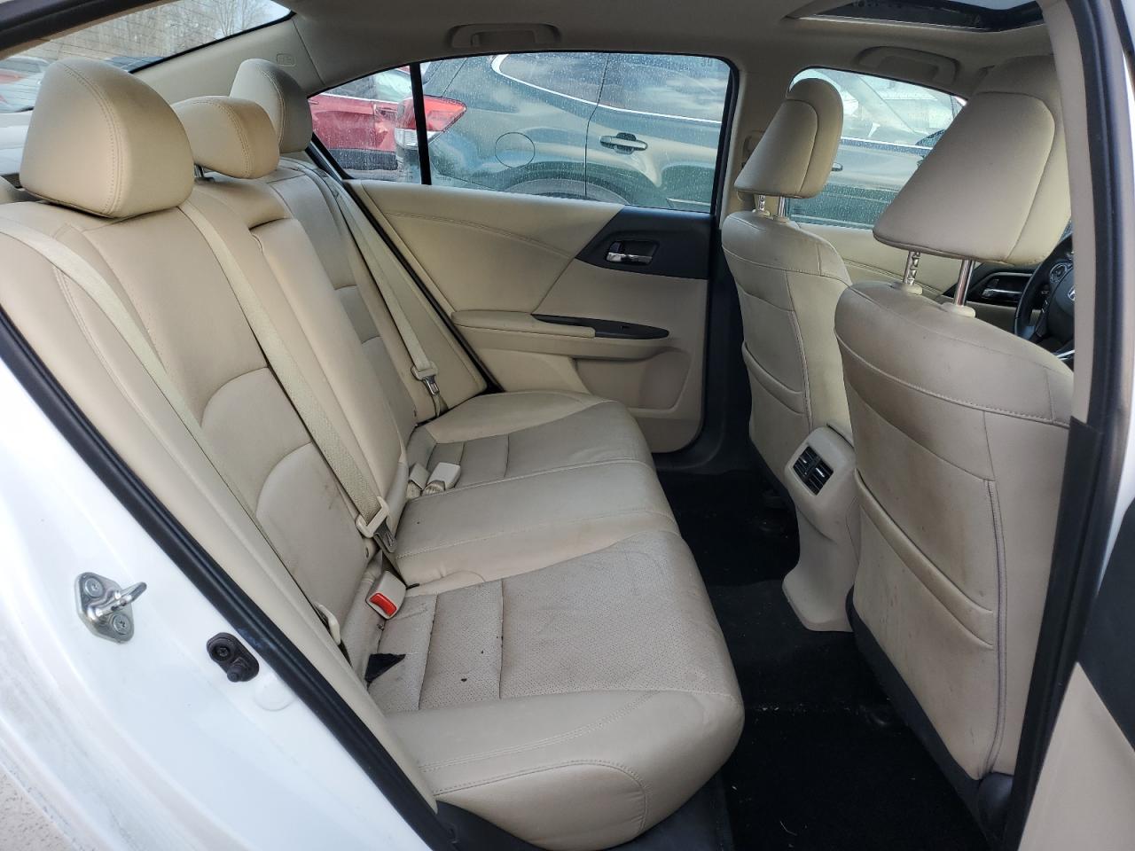 2015 Honda Accord - Image 10