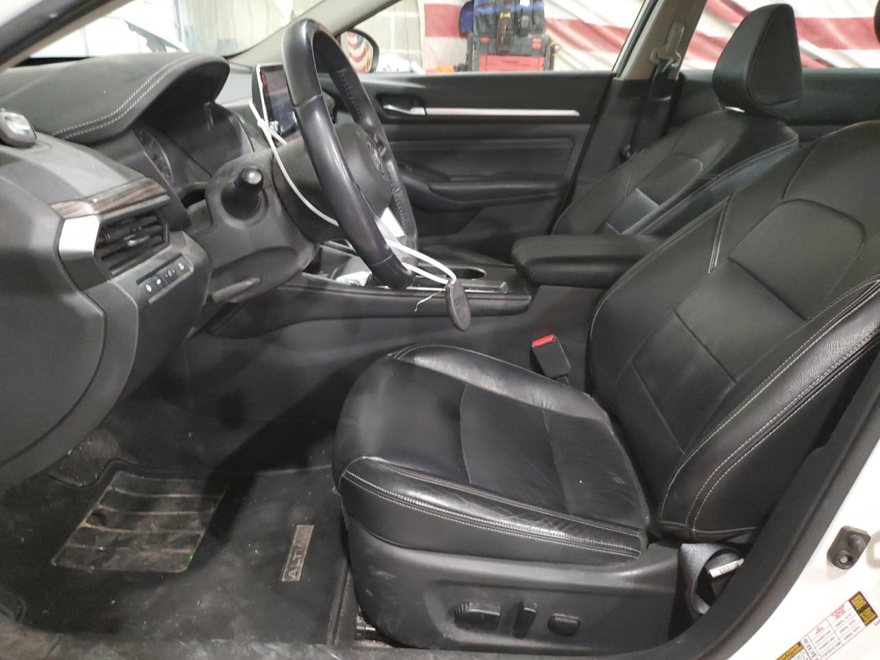 2019 Nissan Altima - Image 7