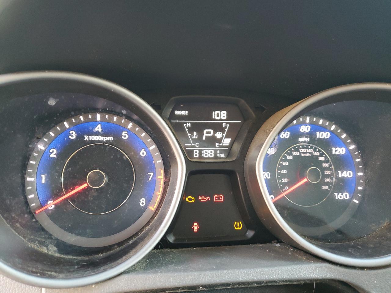 2016 Hyundai Elantra - Image 9