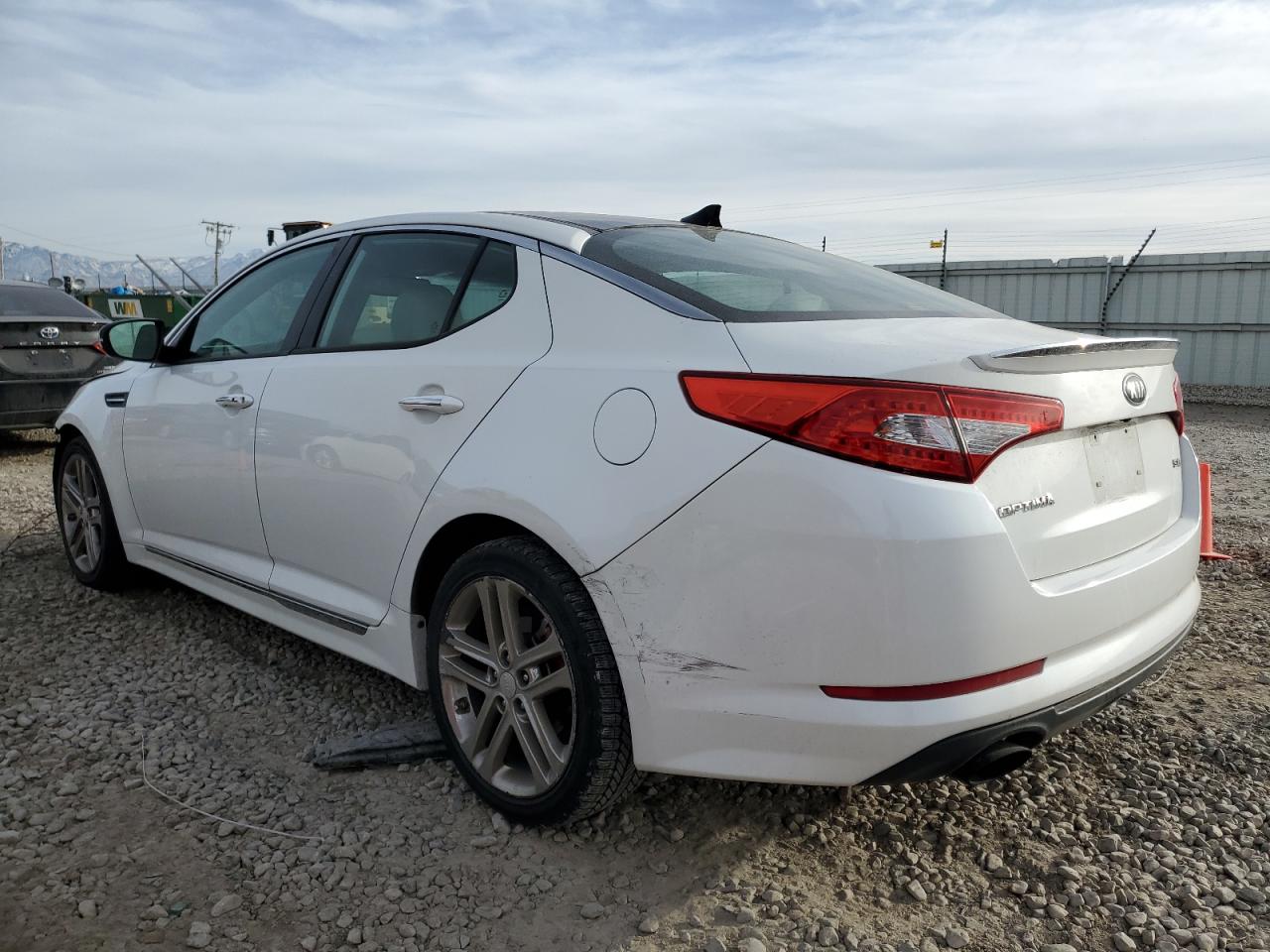 VIN 5XXGR4A61DG090567 2013 KIA OPTIMA no.2