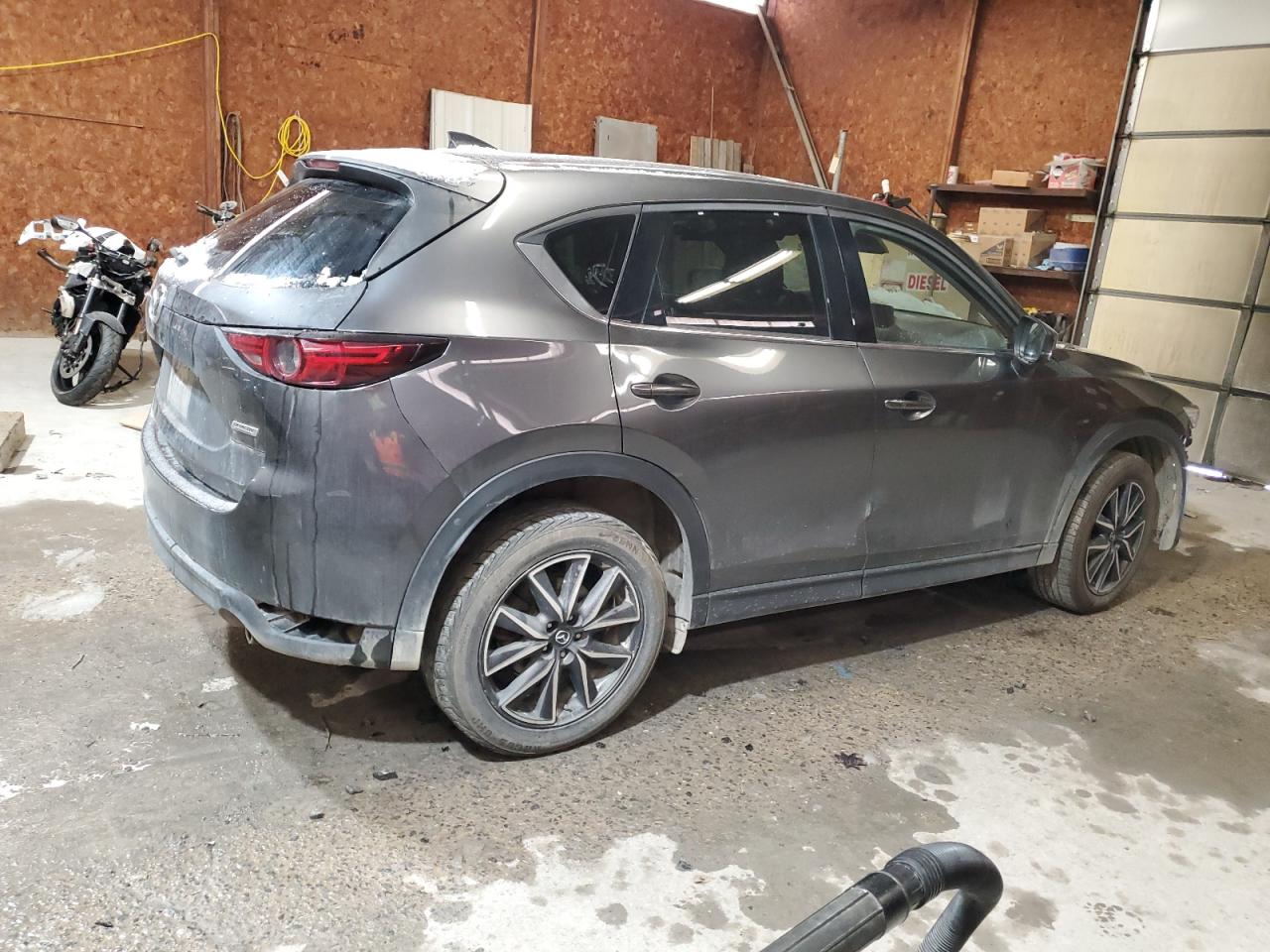 VIN JM3KFBDM7J0389258 2018 MAZDA CX-5 no.3