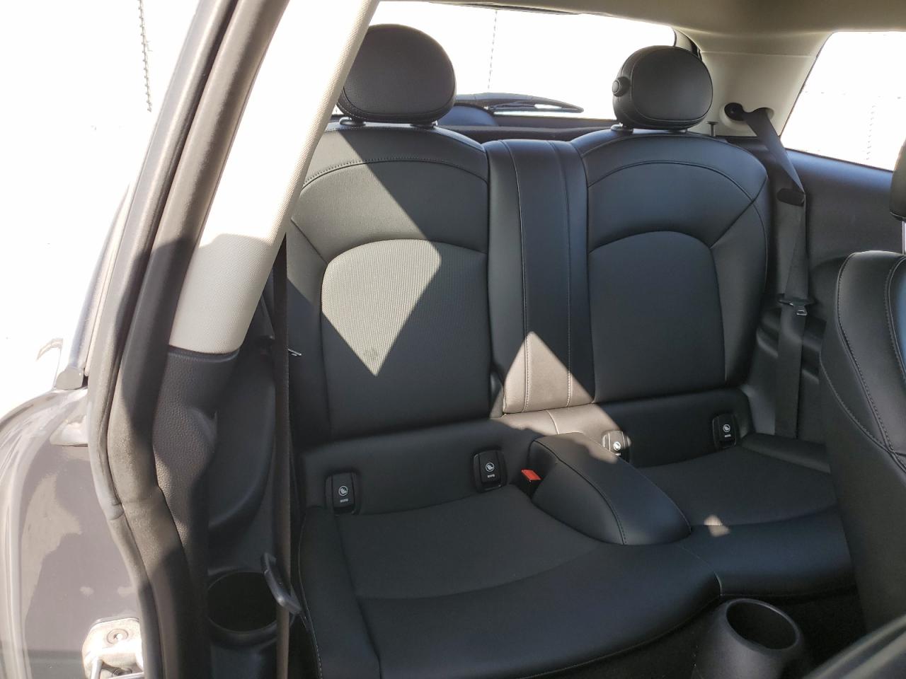 2018 MINI Cooper - Image 10
