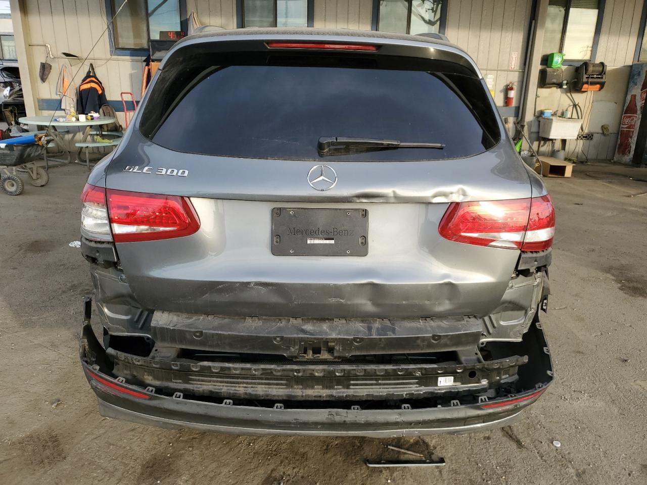 2018 Mercedes-Benz GLC - Image 6