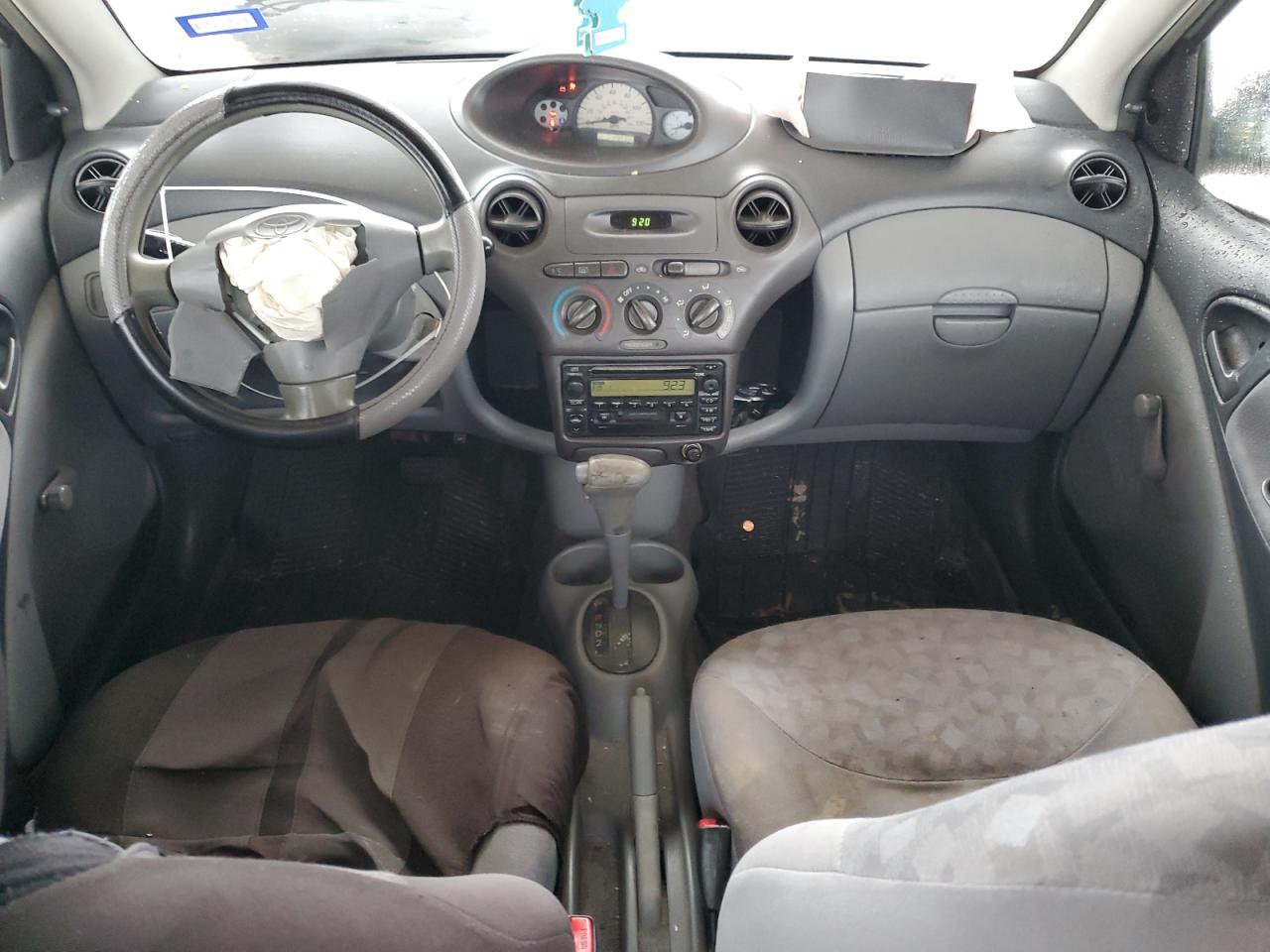2002 Toyota Echo - Image 8
