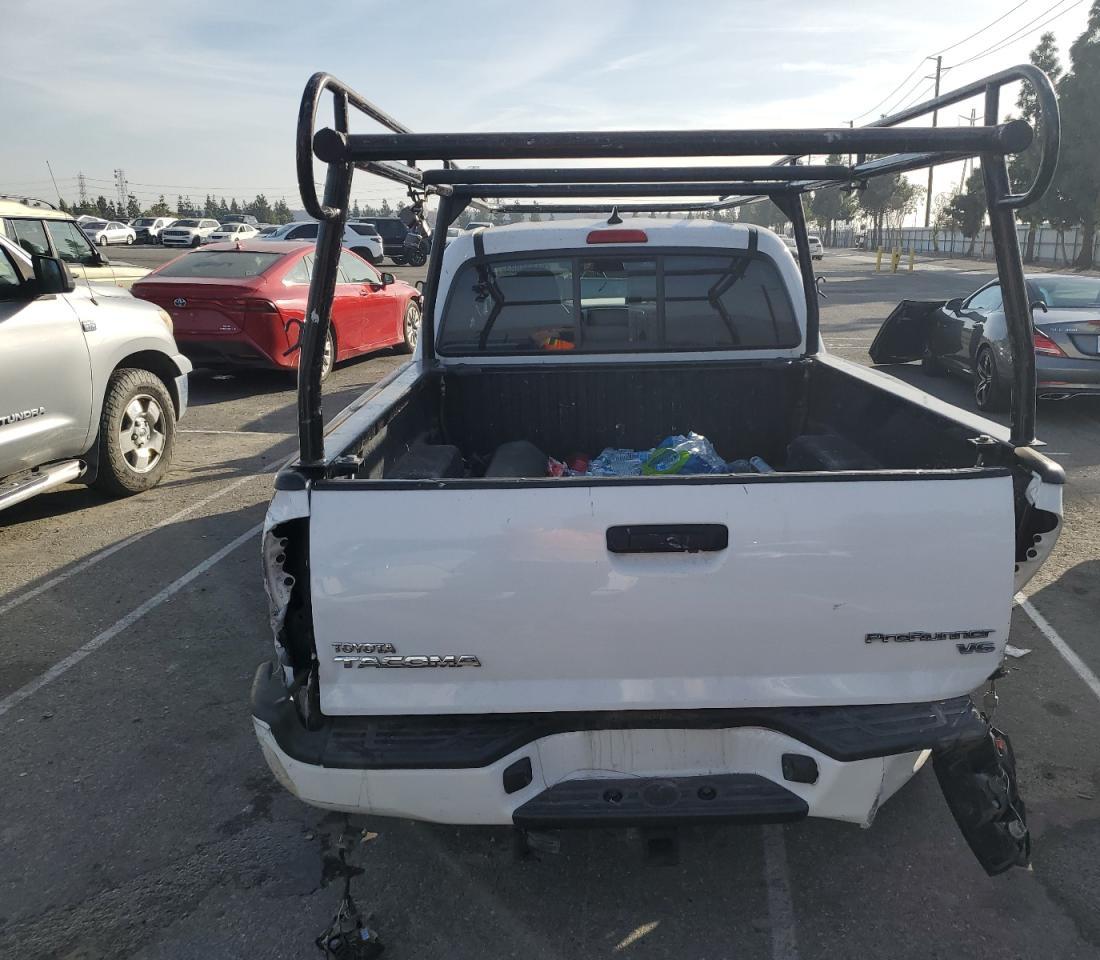 2015 Toyota Tacoma - Image 6