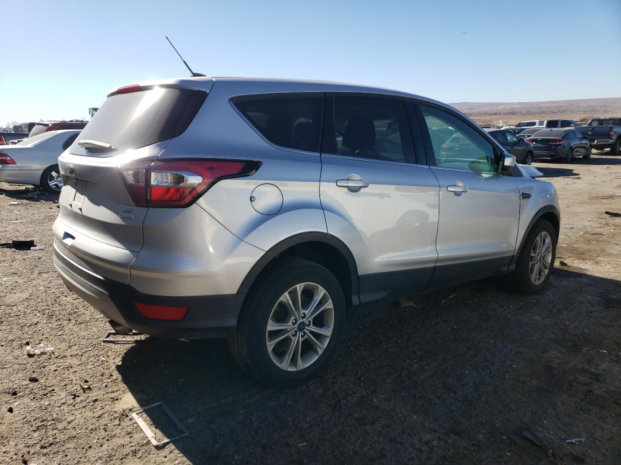 VIN 1FMCU0GD1HUC66539 2017 FORD ESCAPE no.3