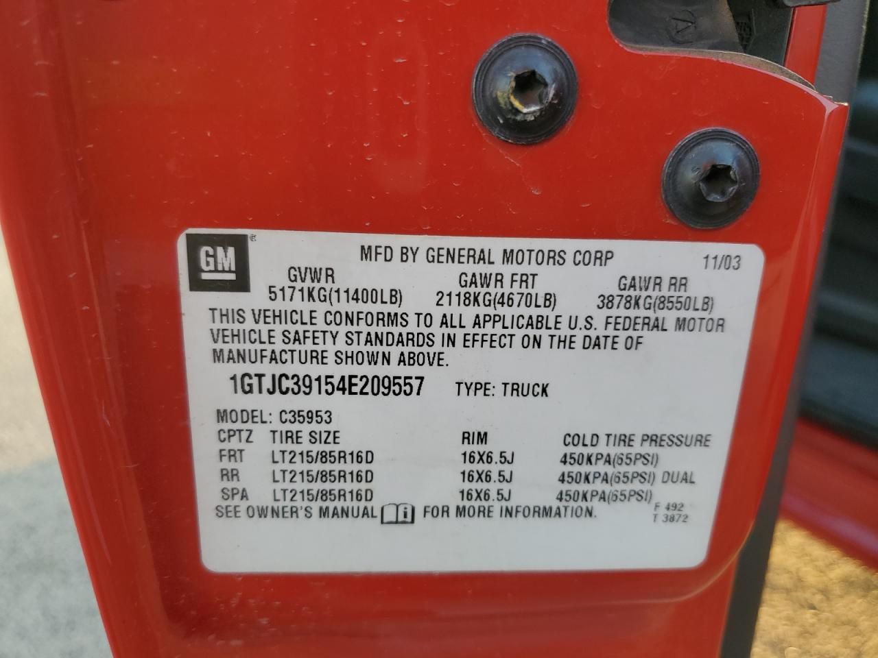 2004 GMC Sierra - Image 12