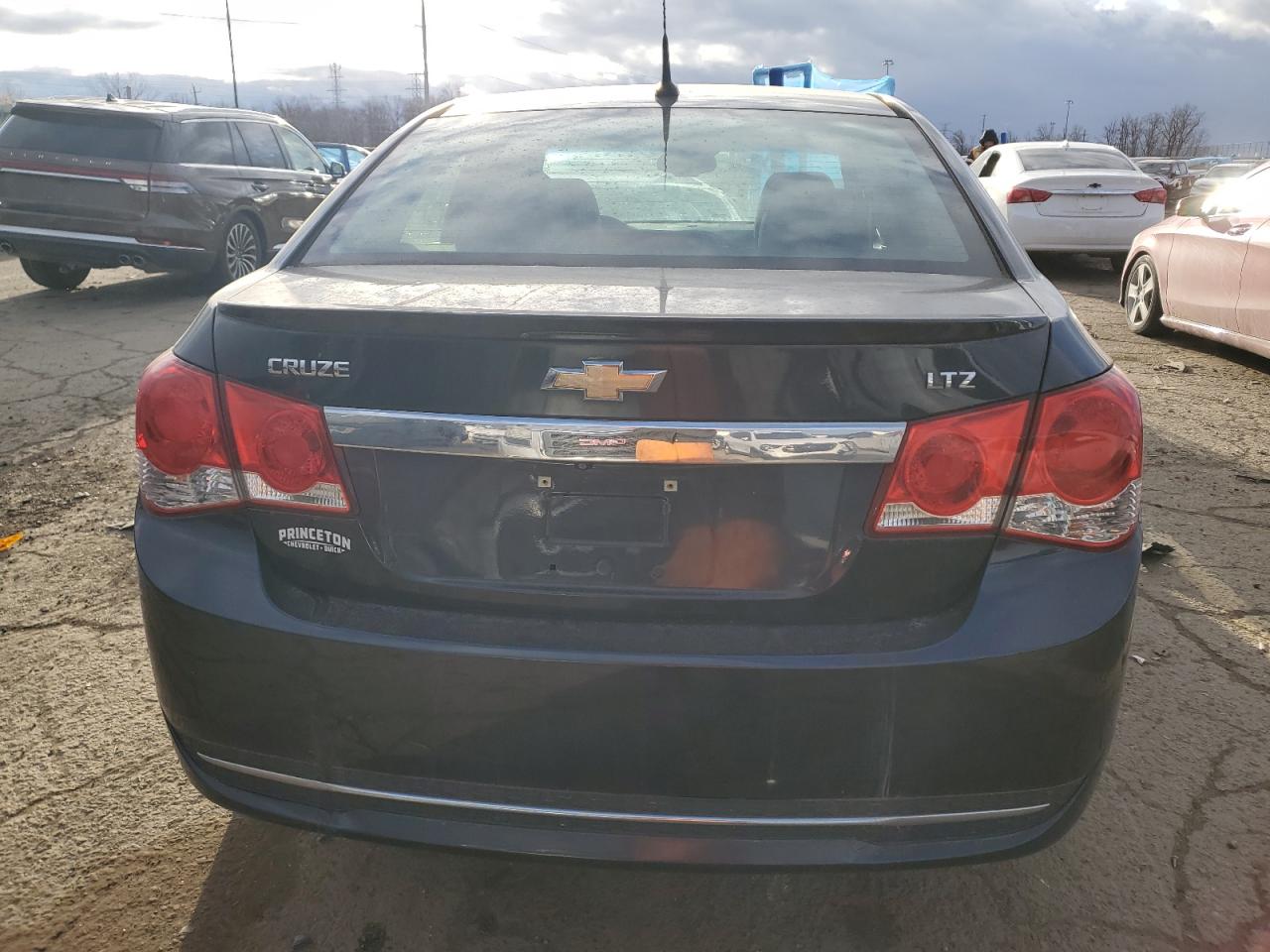 VIN 1G1PG5SB7E7364171 2014 CHEVROLET CRUZE no.6