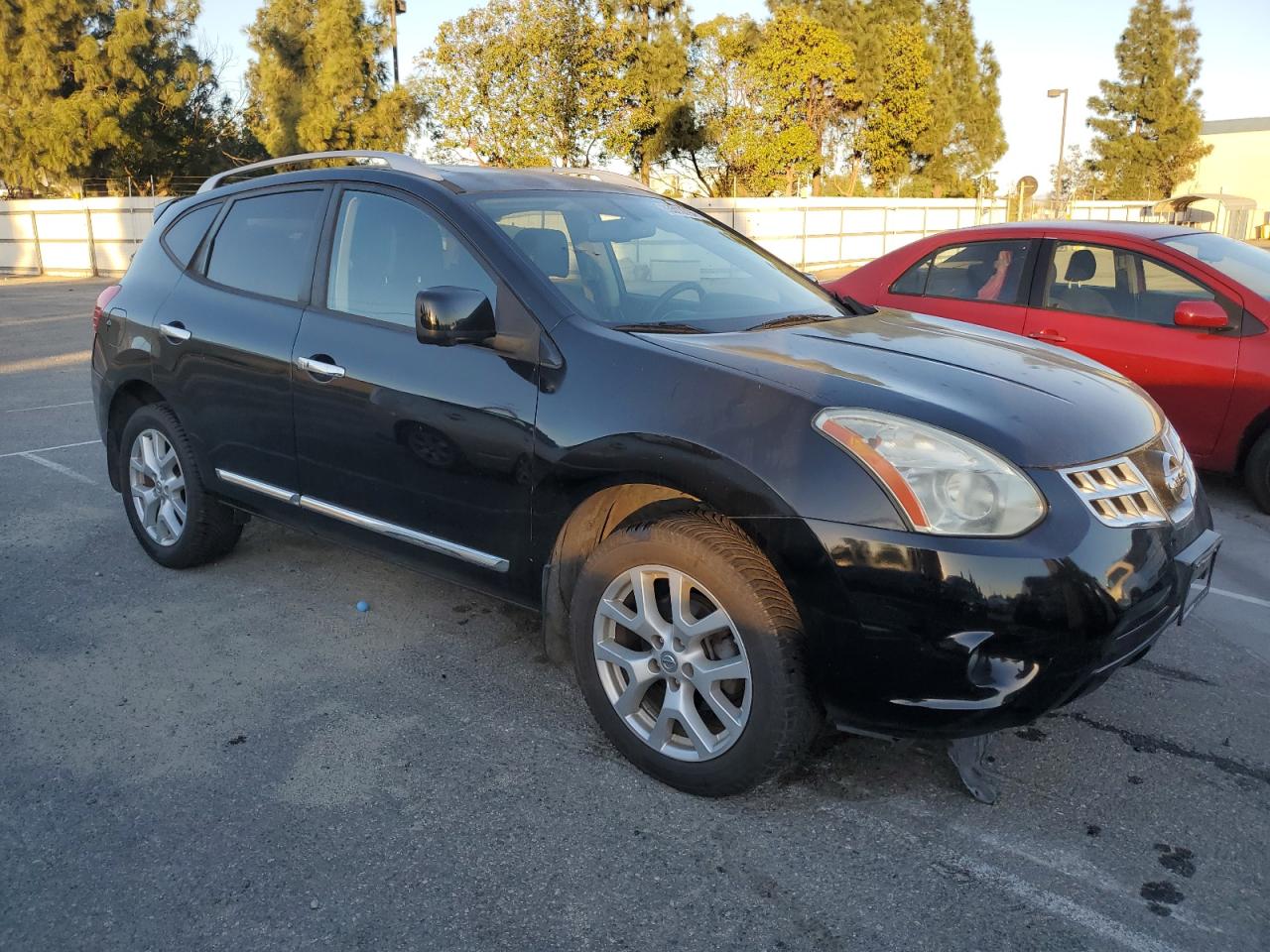 2013 Nissan Rogue - Image 4
