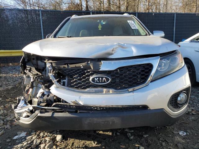  KIA SORENTO 2012 Srebrny