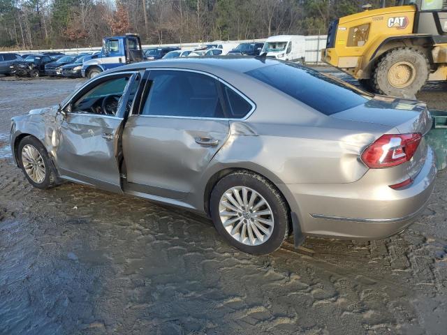  VOLKSWAGEN PASSAT 2016 Золотий