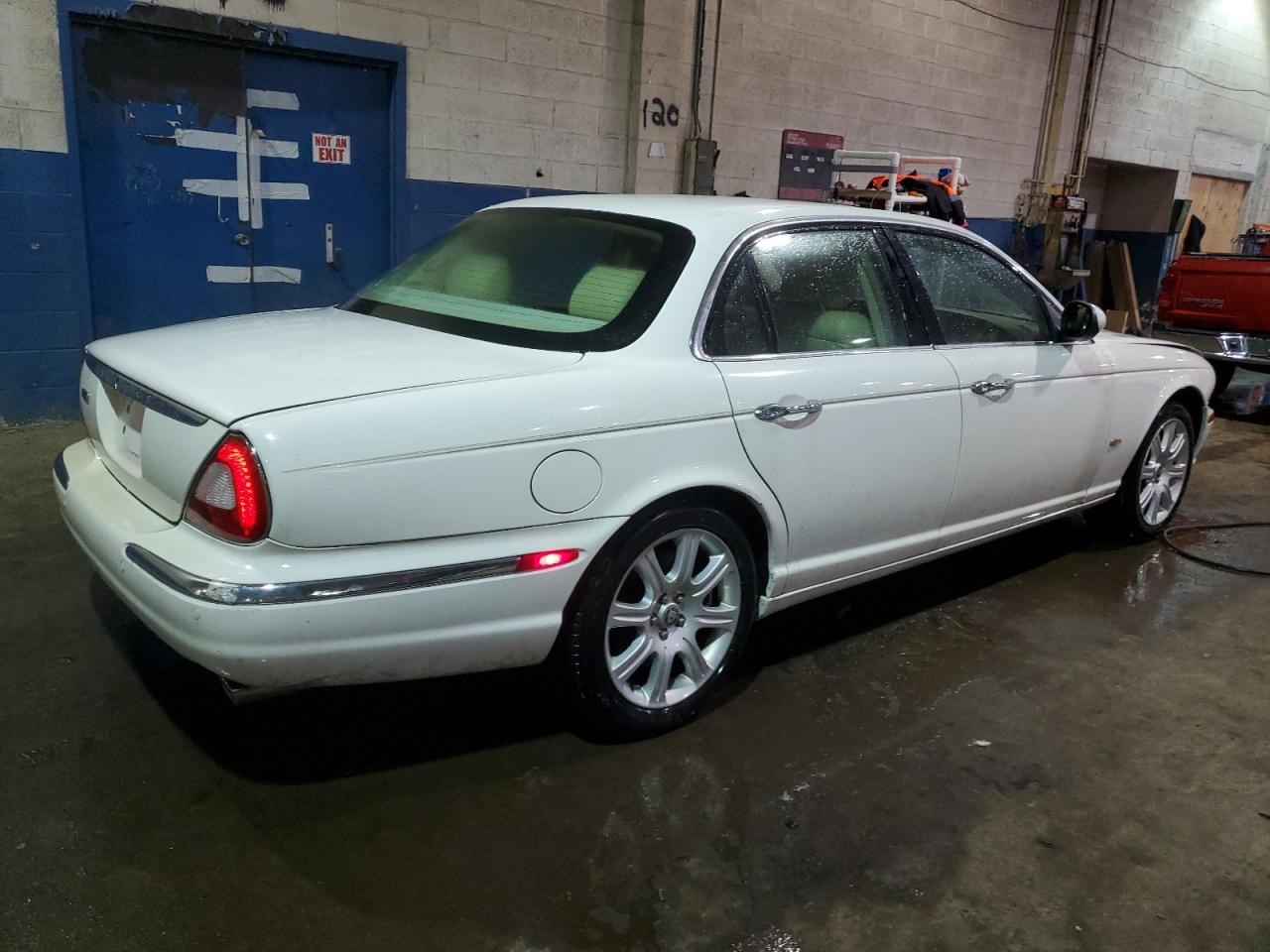 2006 Jaguar XJ - Image 3