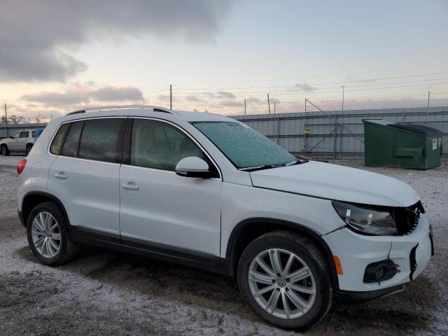  VOLKSWAGEN TIGUAN 2014 Белы