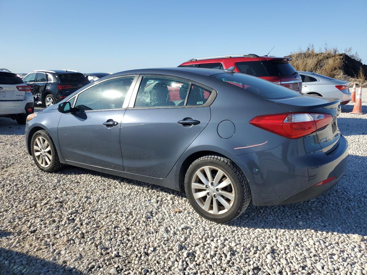 VIN KNAFX4A67E5097656 2014 KIA FORTE no.2