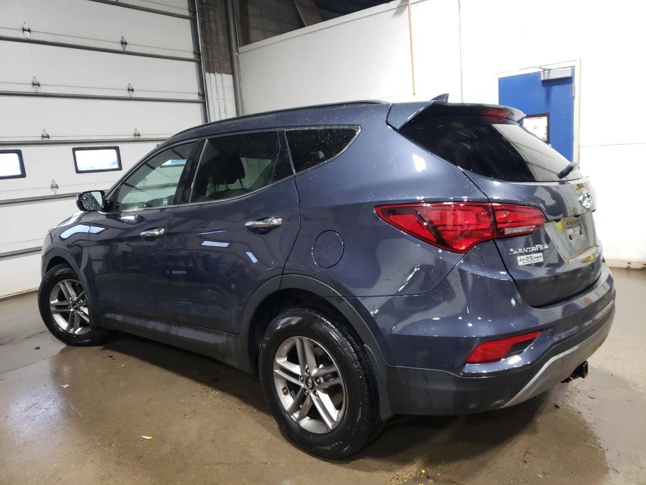 VIN 5NMZU3LB3HH021138 2017 HYUNDAI SANTA FE no.2