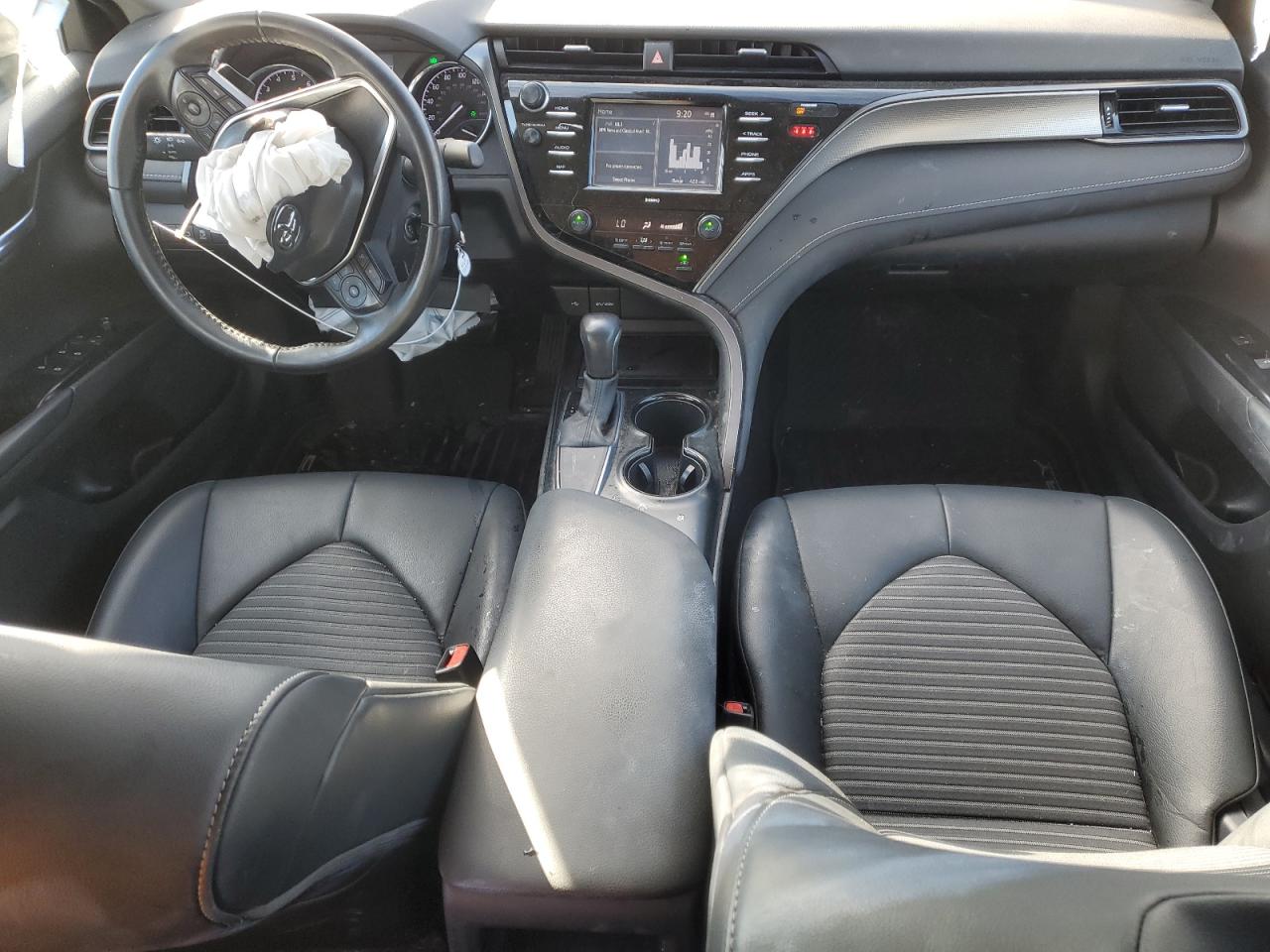 2020 Toyota Camry - Image 8