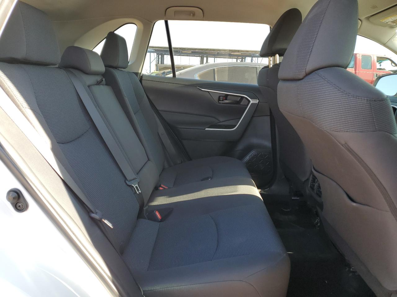2023 Toyota RAV 4 - Image 11