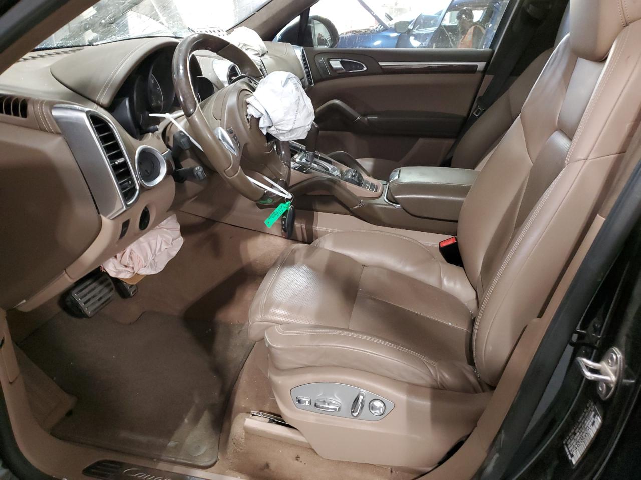 2013 Porsche Cayenne Gts VIN: WP1AD2A24DLA78434 Lot: 85889394