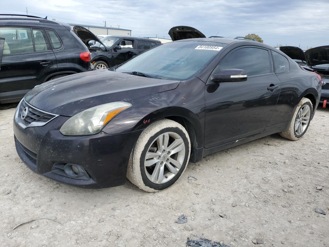 2011 Nissan Altima - Image 1