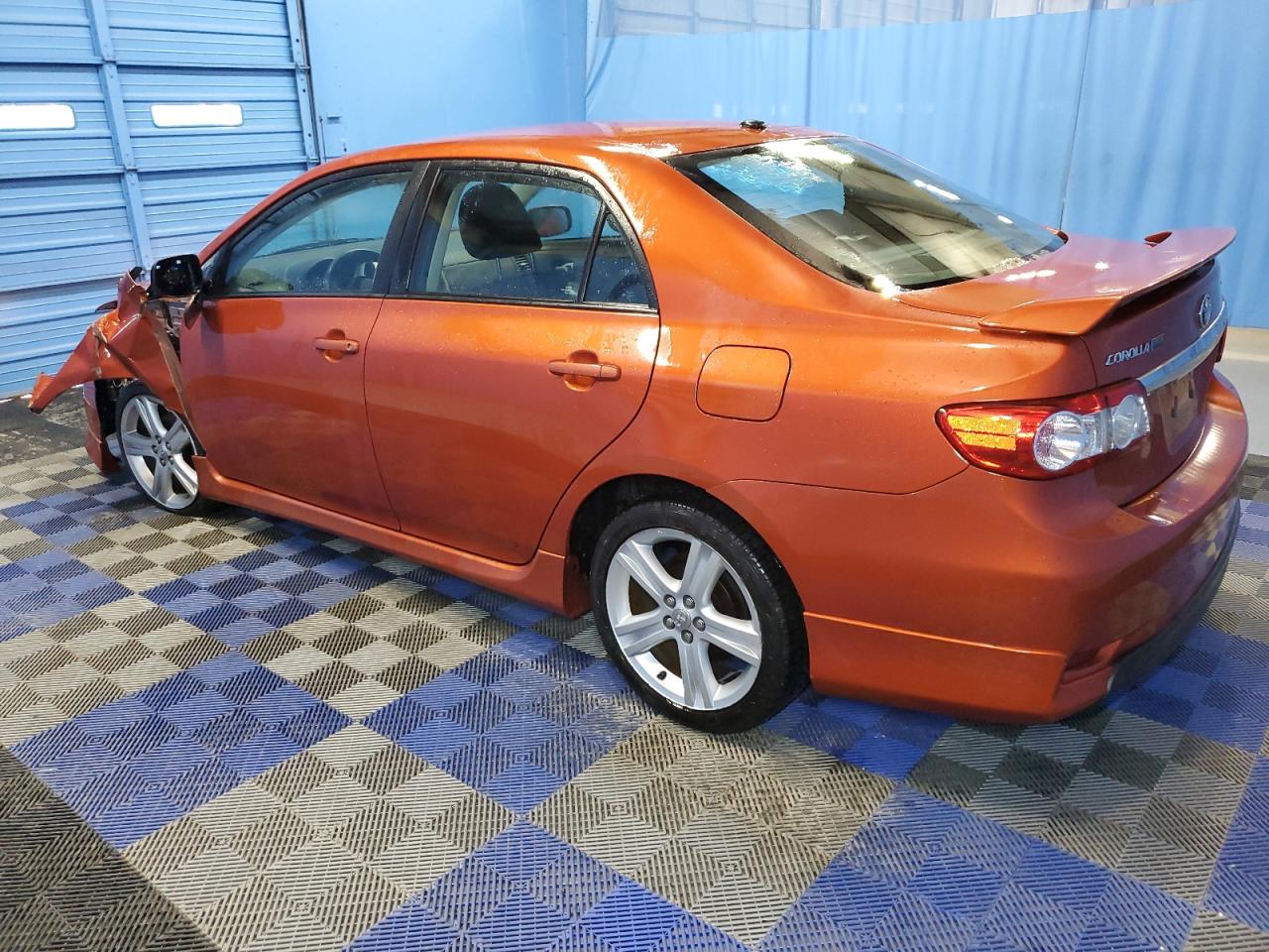 VIN 2T1BU4EE0DC069002 2013 TOYOTA COROLLA no.2