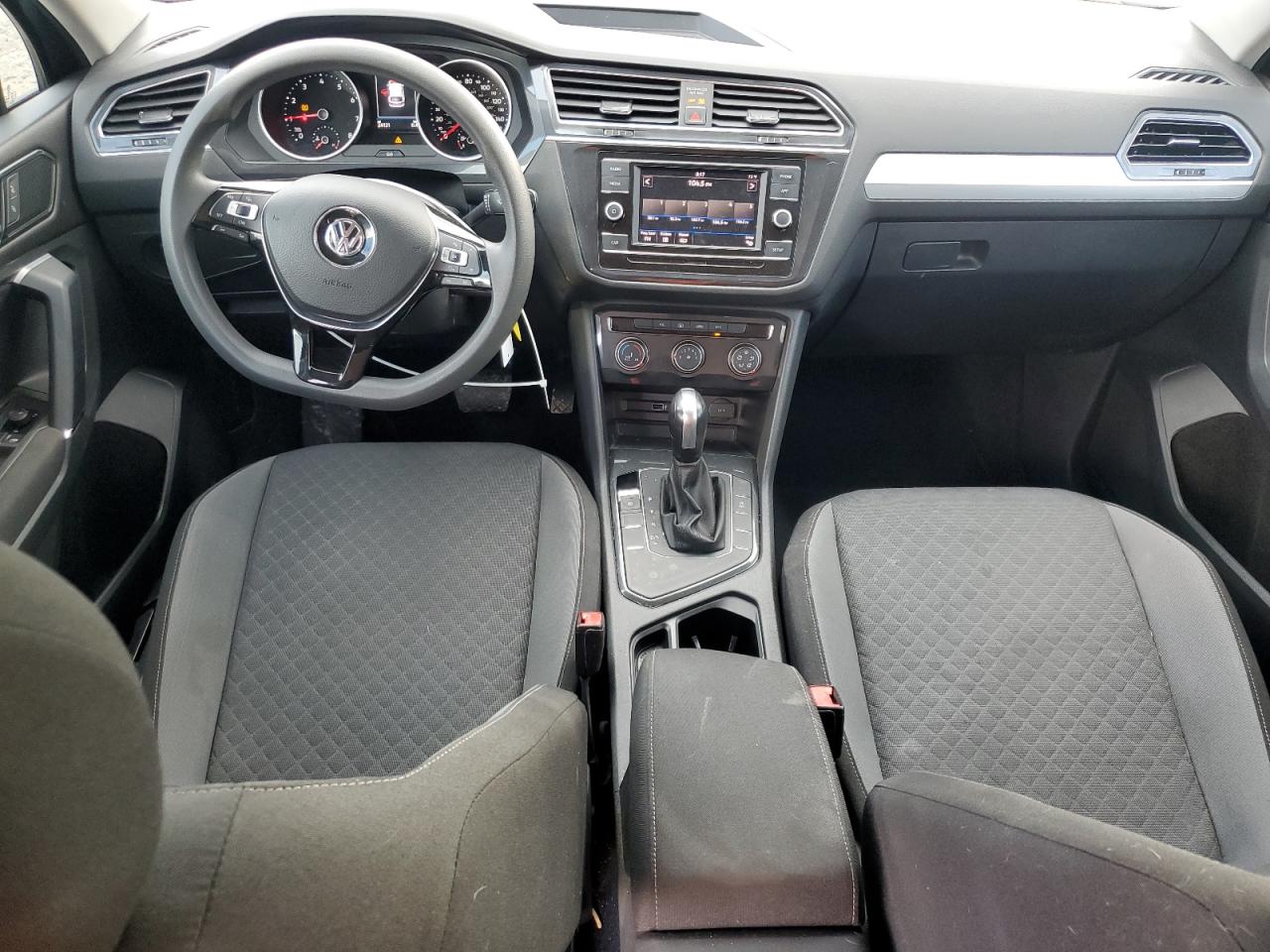 2018 Volkswagen Tiguan S VIN: 3VV1B7AX4JM074153 Lot: 84220564