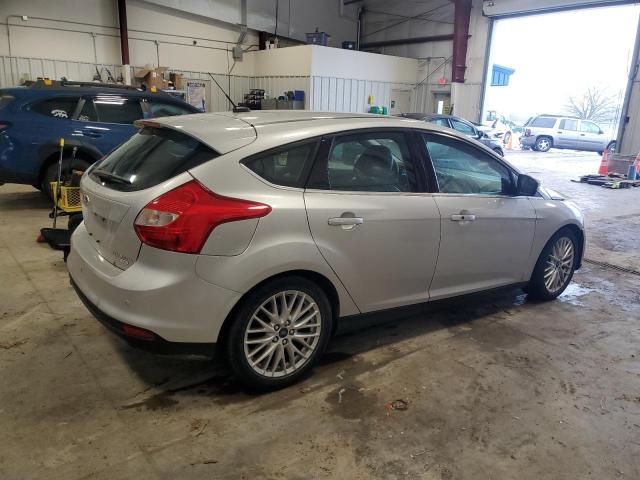  FORD FOCUS 2014 Srebrny