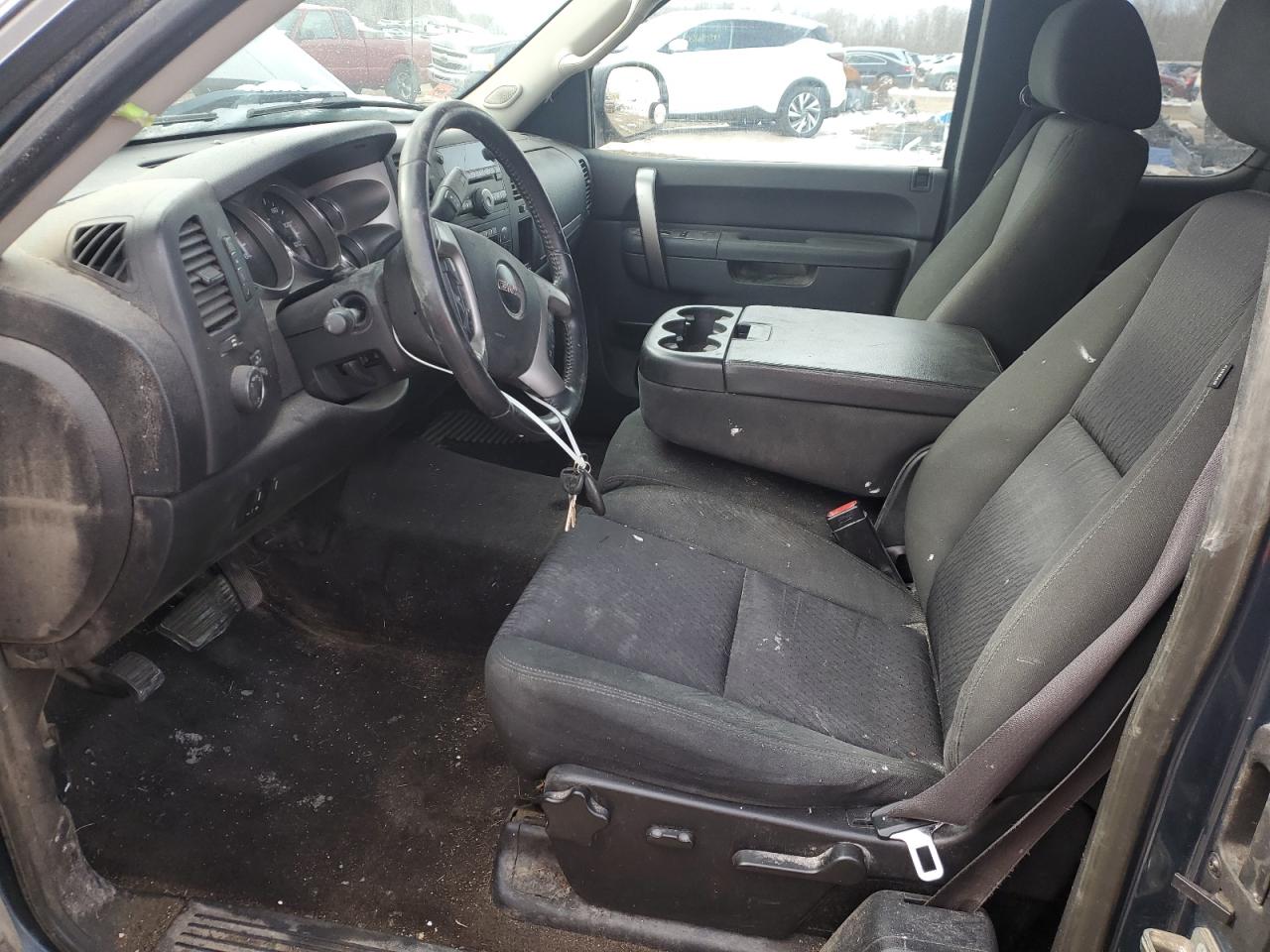 2011 GMC Sierra - Image 7