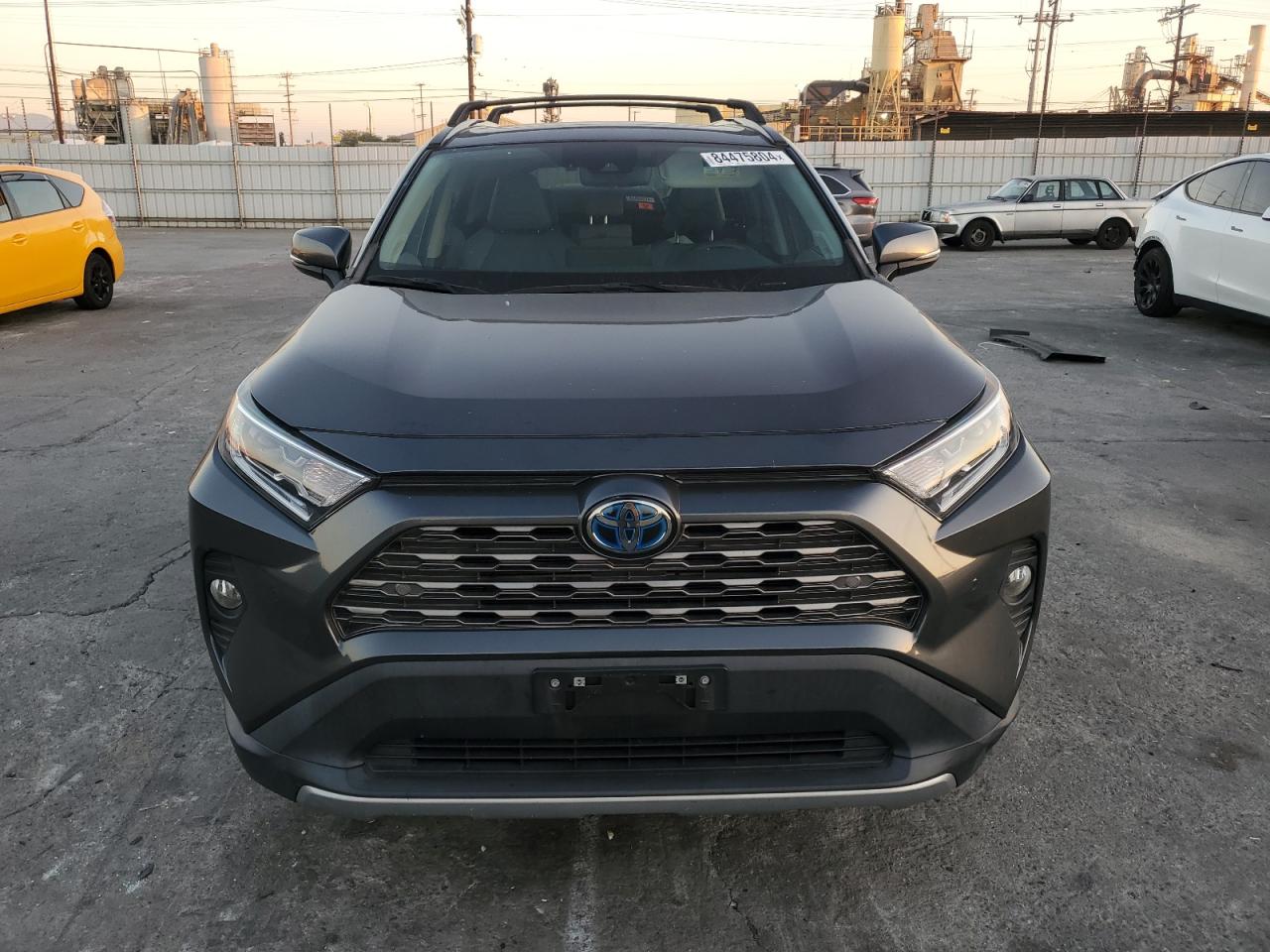 2020 Toyota RAV 4 - Image 5