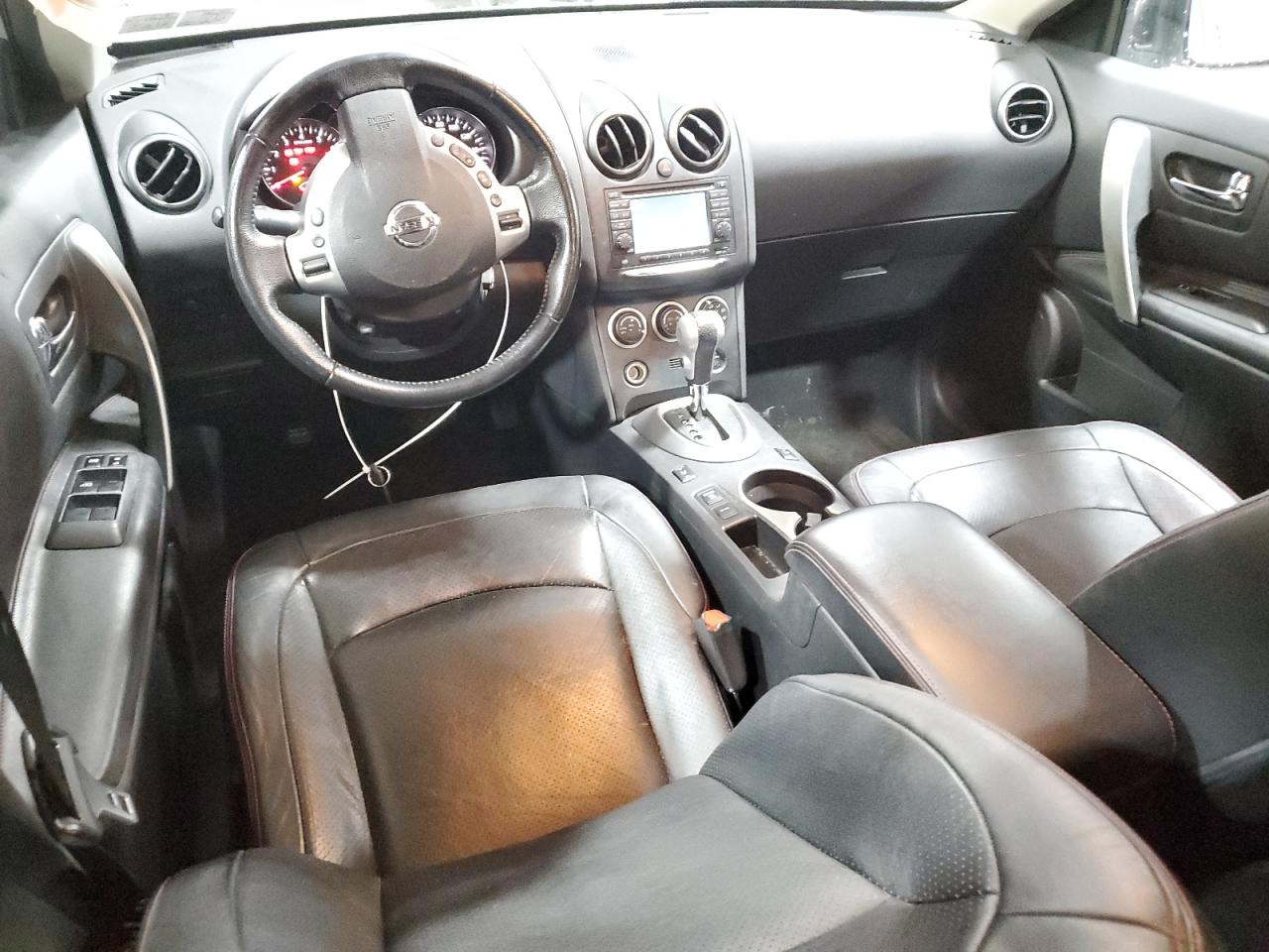 2013 Nissan Rogue - Image 8