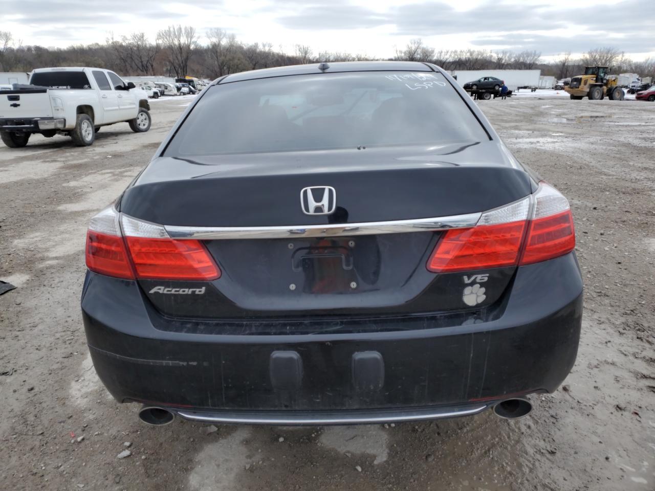 VIN 1HGCR3F84DA026006 2013 HONDA ACCORD no.6