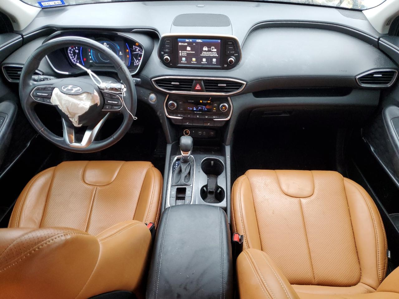 2020 Hyundai Santa Fe - Image 8