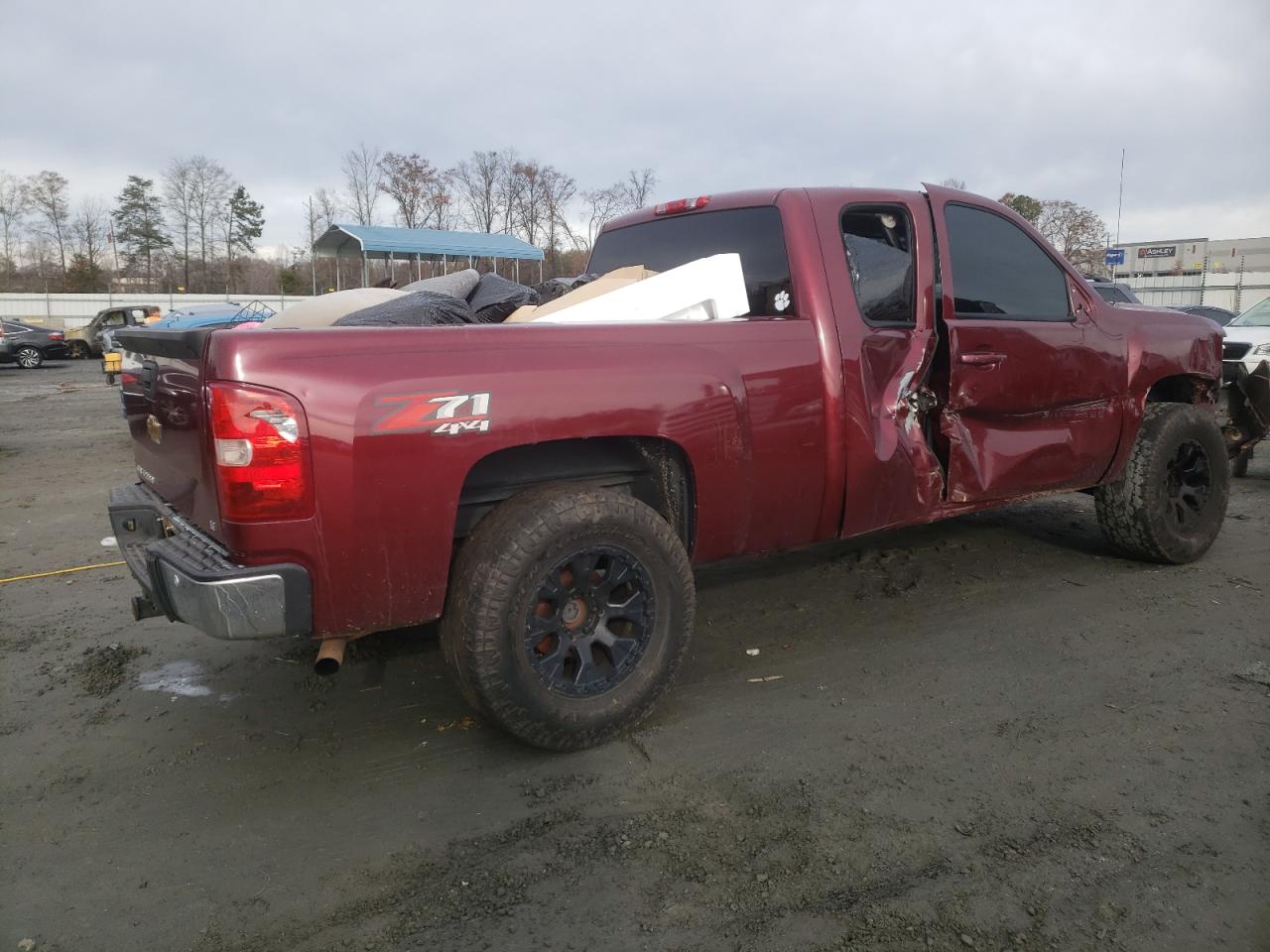 2013 Chevrolet Silverado - Image 3