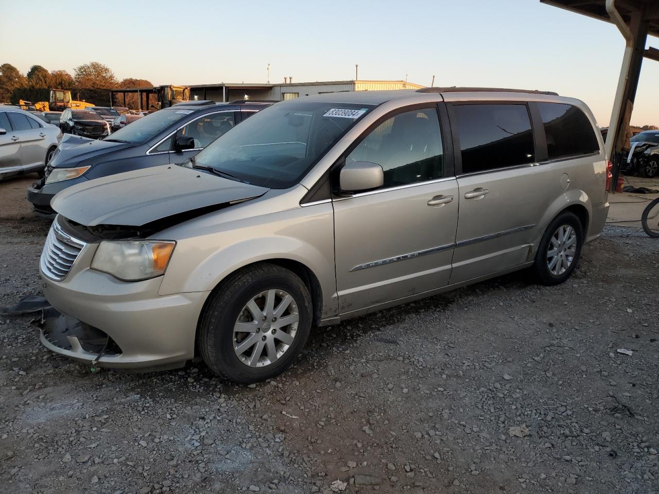 VIN 2C4RC1BG5DR721523 2013 CHRYSLER MINIVAN no.1