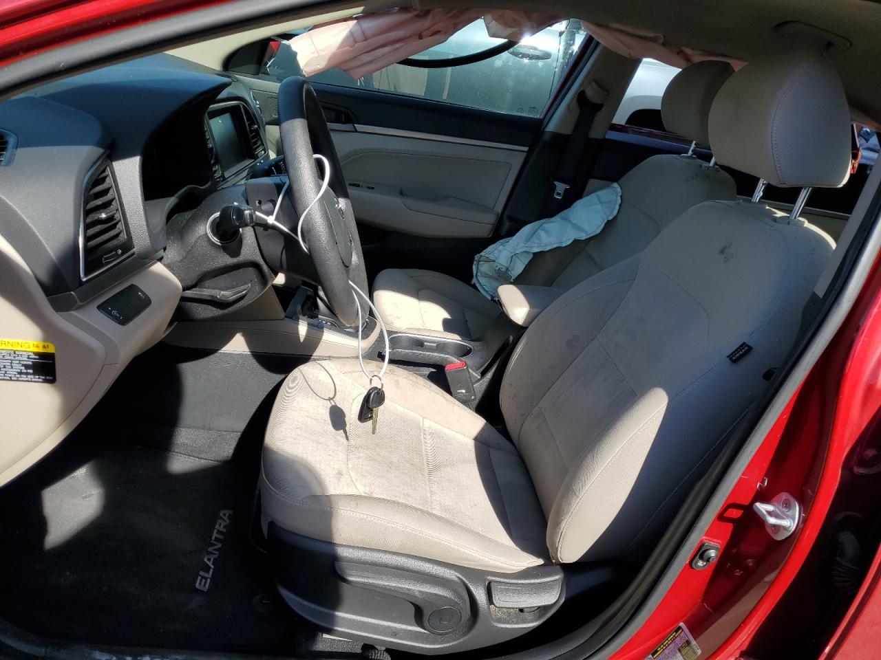 2017 Hyundai Elantra - Image 7