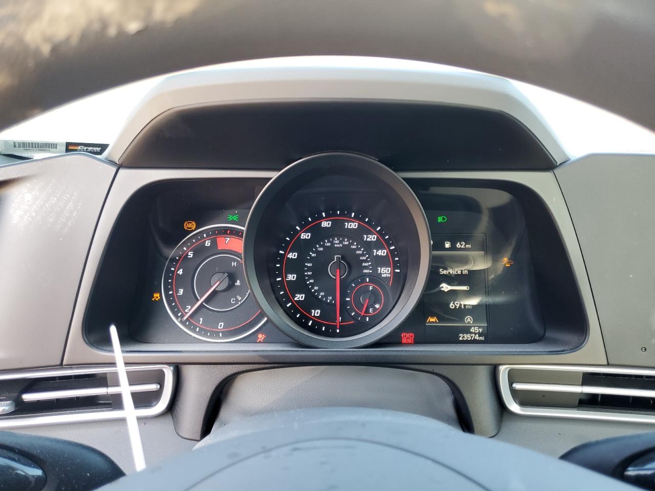 2023 Hyundai Elantra - Image 9
