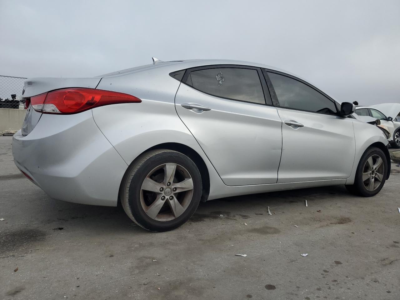 VIN KMHDH4AE5DU693377 2013 HYUNDAI ELANTRA no.3