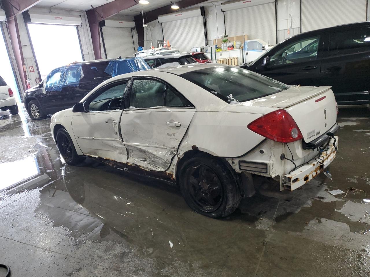 2007 Pontiac G6 - Image 2
