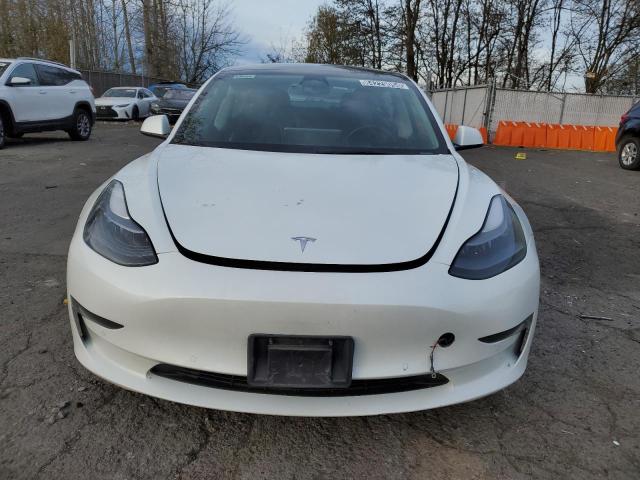  TESLA MODEL 3 2022 Белы