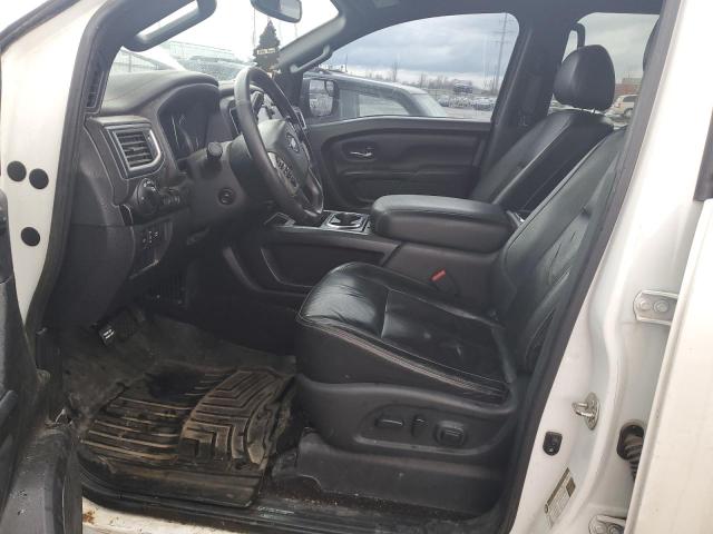  NISSAN TITAN 2018 Белы