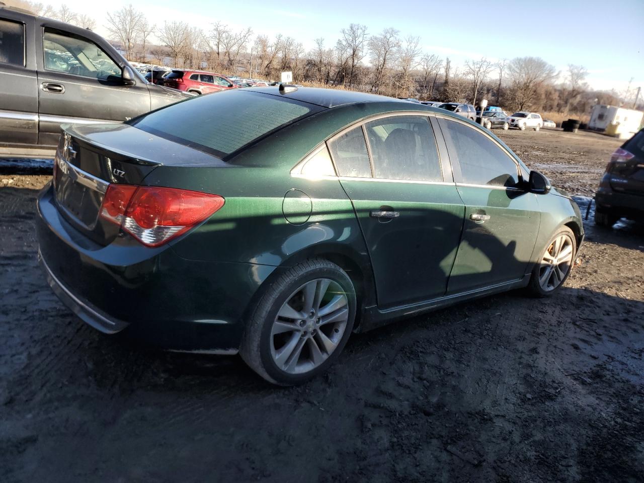 VIN 1G1PG5SB0E7283366 2014 CHEVROLET CRUZE no.3