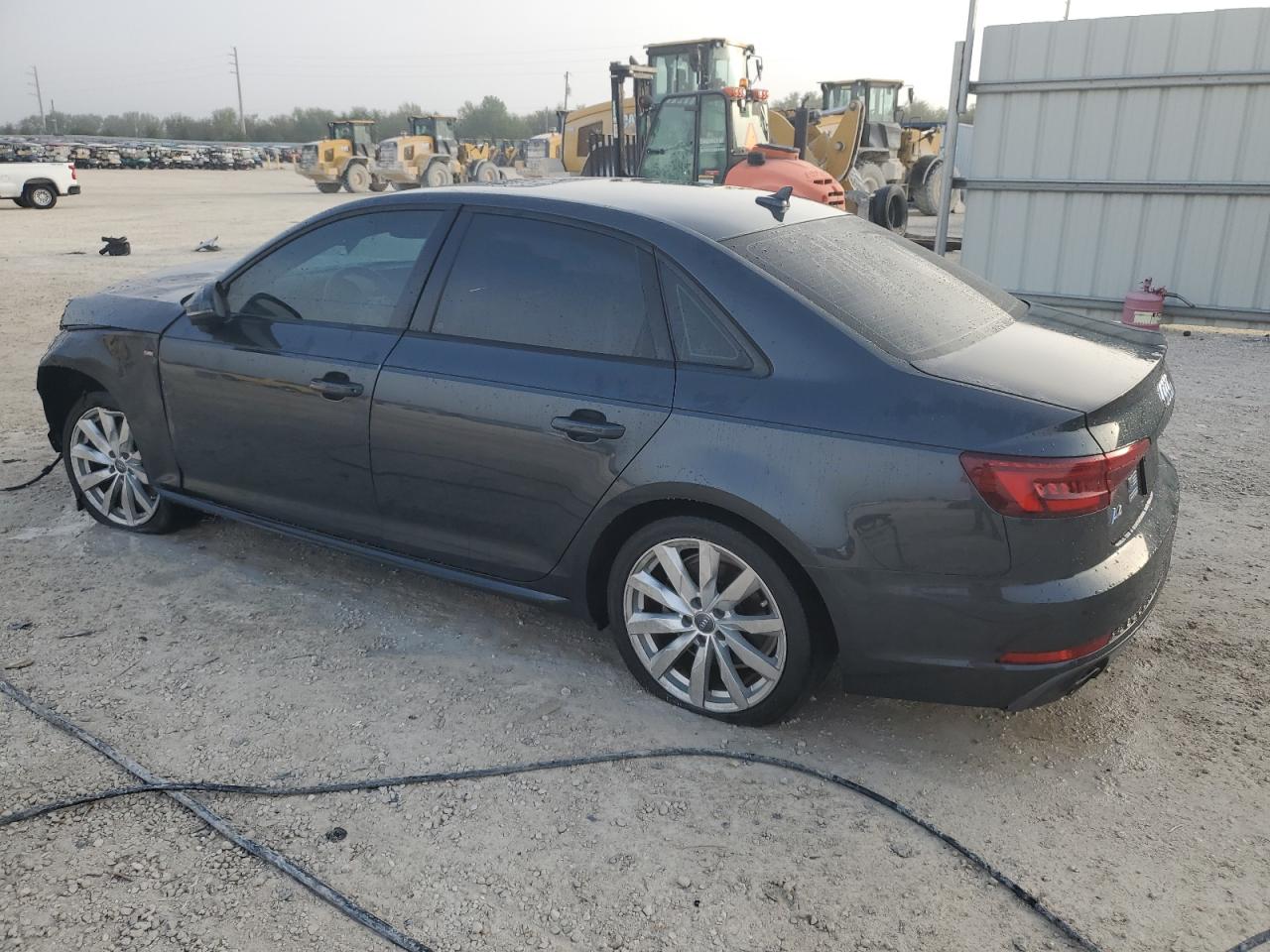 VIN WAUKMAF40JN000174 2018 AUDI A4 no.2