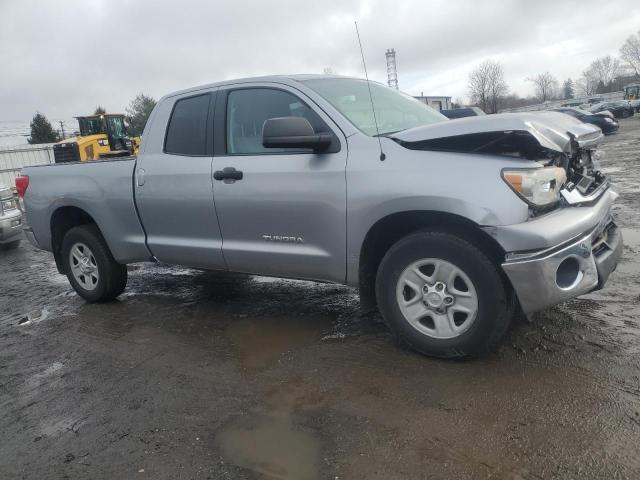  TOYOTA TUNDRA 2013 Srebrny