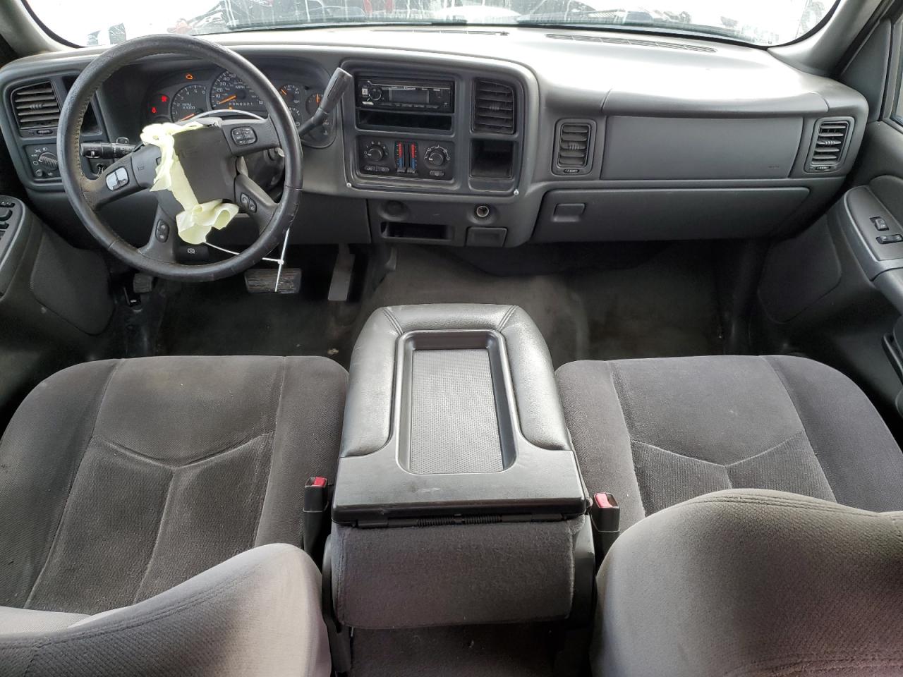 2006 GMC Sierra - Image 8