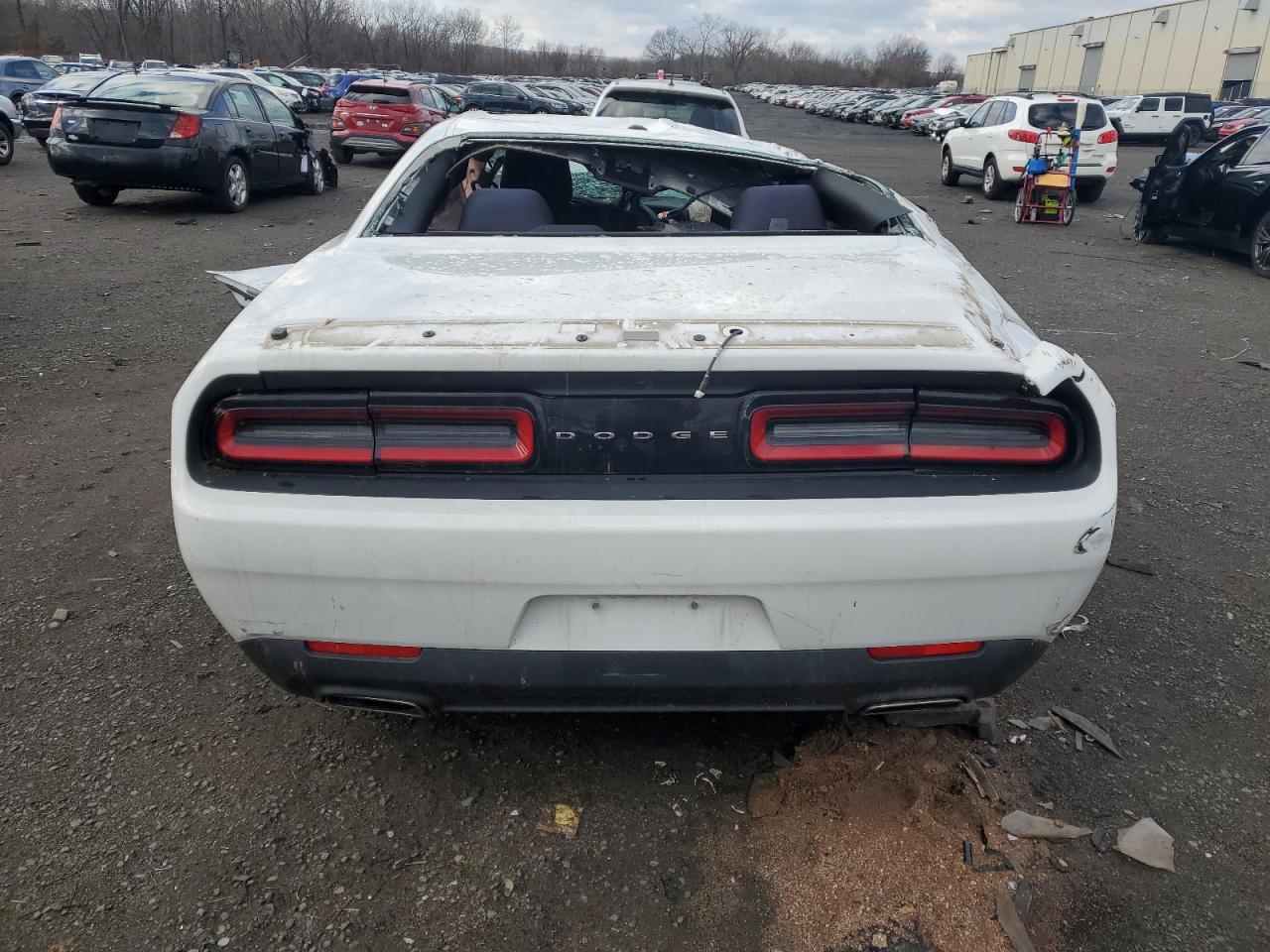 2018 Dodge Challenger - Image 6