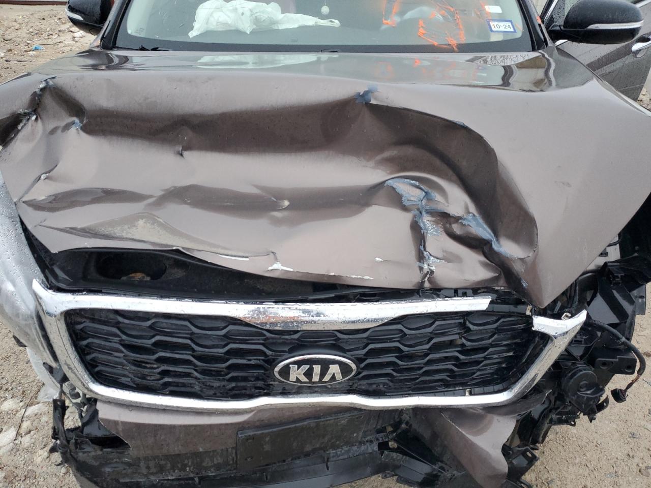 2019 Kia Sorento - Image 12