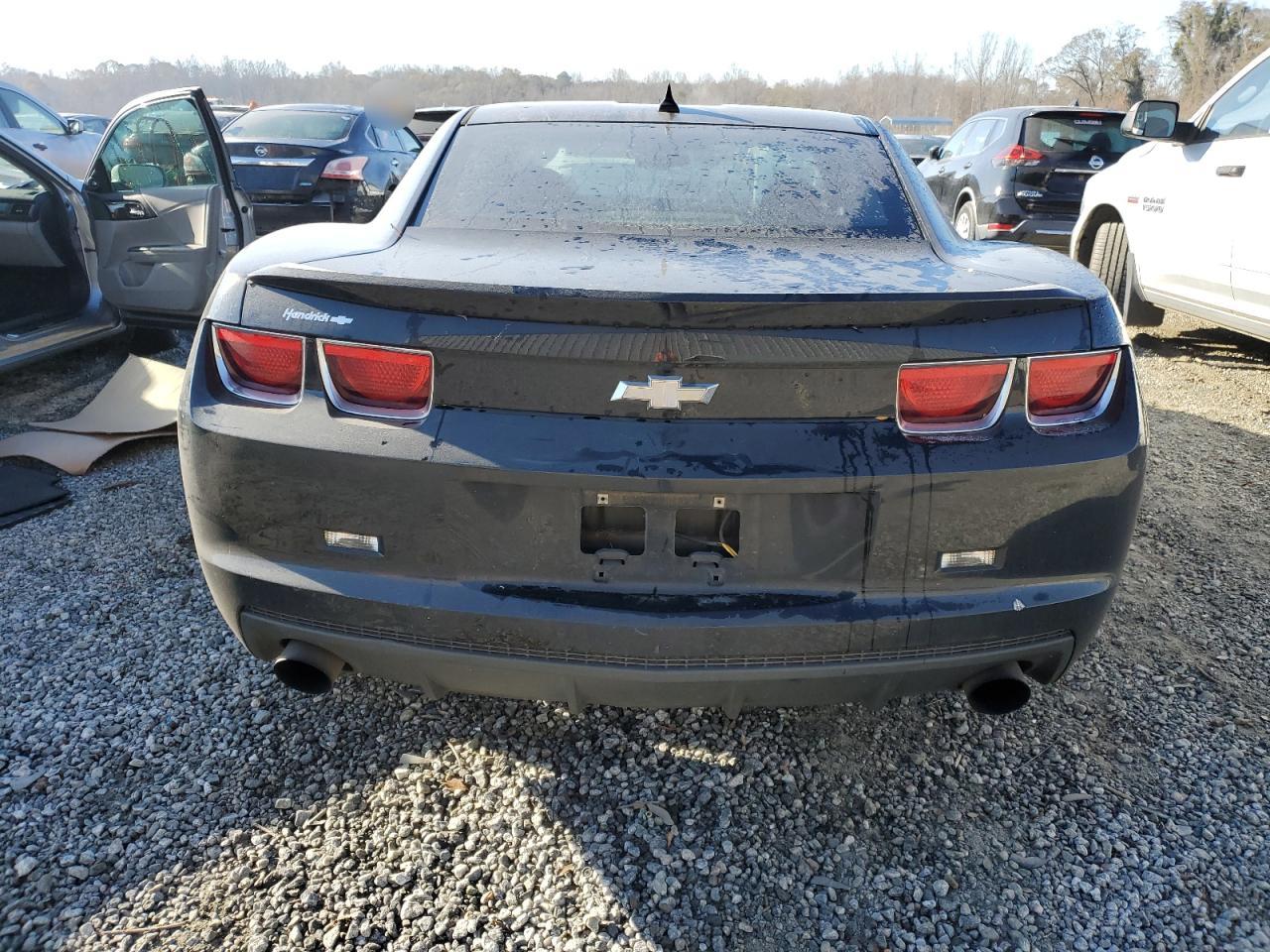 2013 Chevrolet Camaro Ls VIN: 2G1FA1E31D9242607 Lot: 83432334