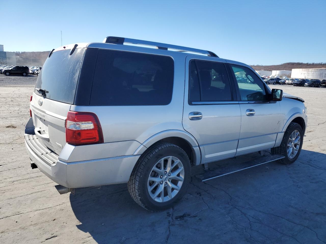2015 Ford Expedition - Image 3