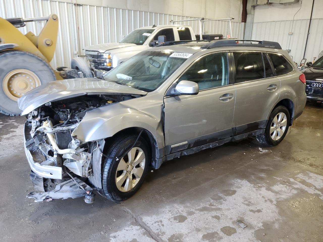 2011 Subaru Outback 3.6R Limited للبيع في Franklin، WI - Front End