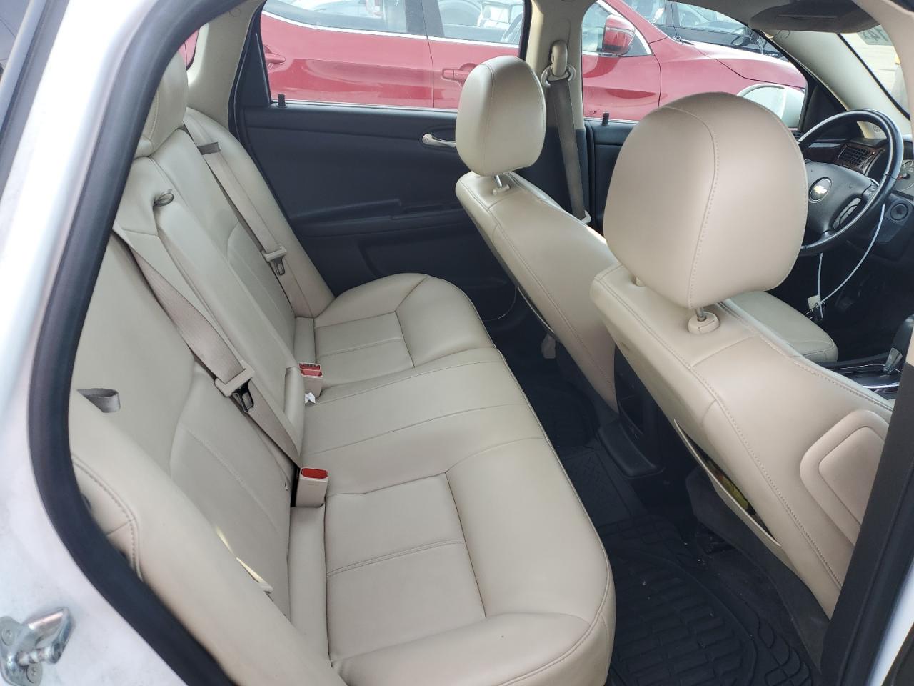 2012 Chevrolet Impala - Image 10
