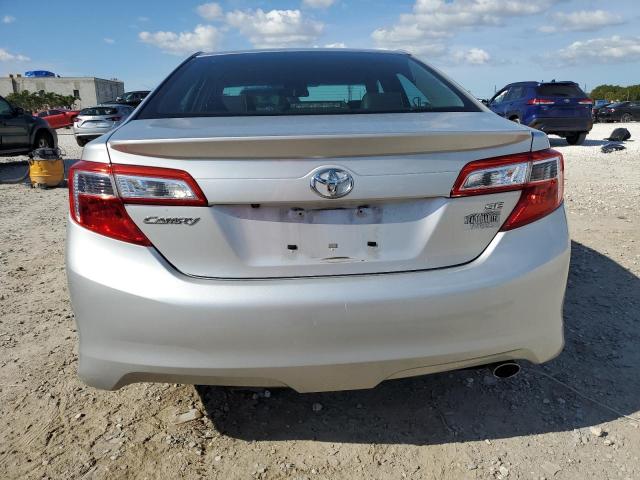  TOYOTA CAMRY 2014 Silver